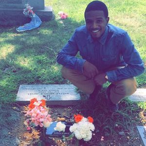 Meet your Posher, Elijah